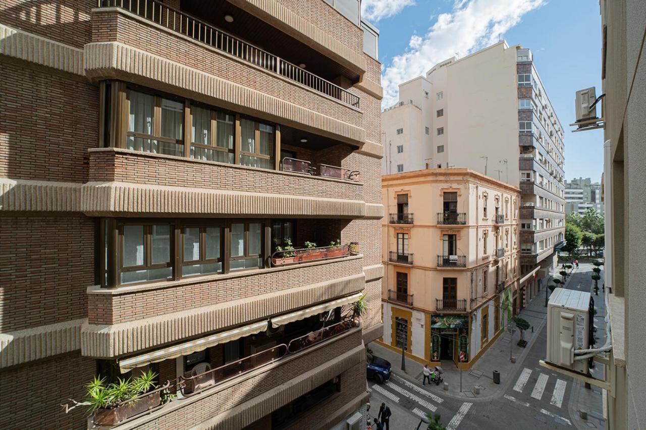 Expoholidays - General Tamayo Parking Gratis Almeria Bagian luar foto